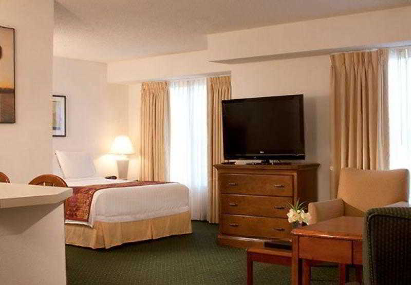 Residence Inn Jacksonville Butler Boulevard 5