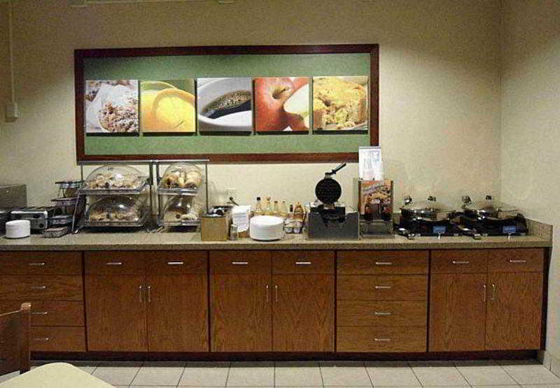 Fairfield Inn & Suites Lafayette 4