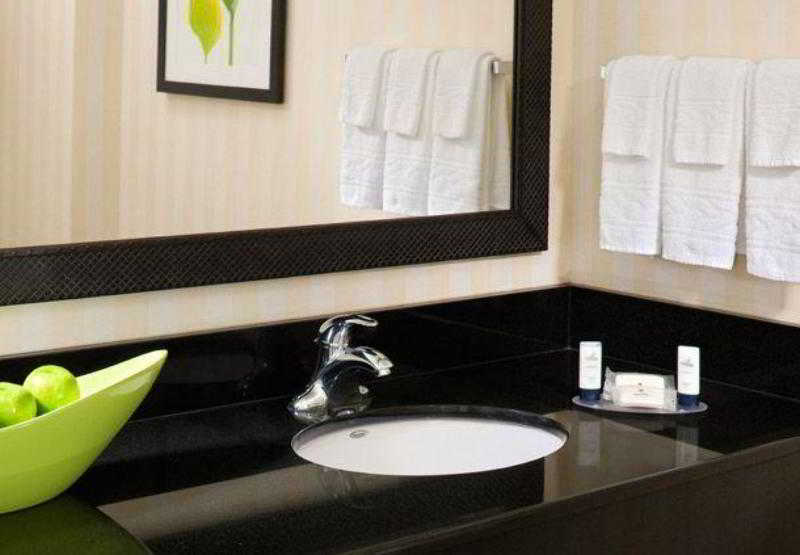 Fairfield Inn & Suites Harrisonburg 4