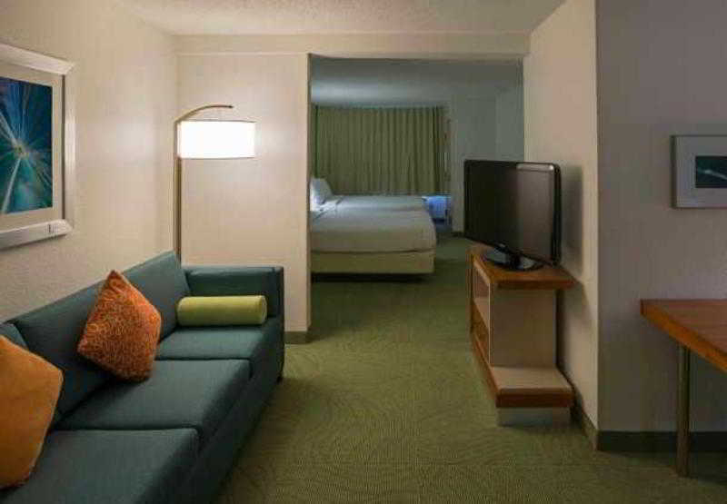 Springhill Suites Chicago Bolingbrook 3