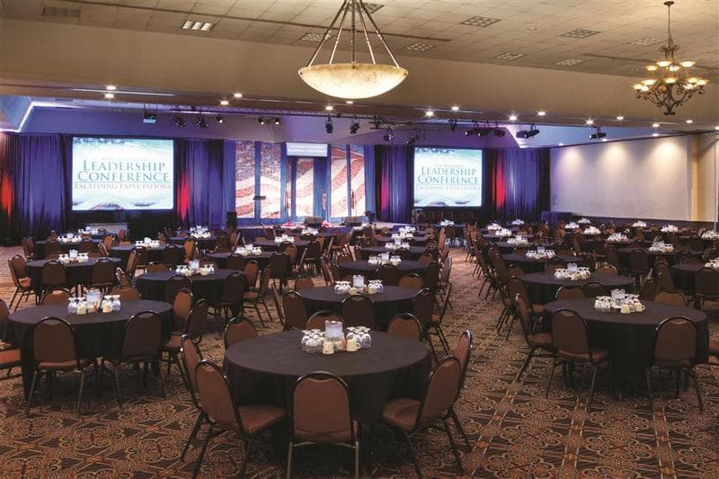 Ramkota Hotel & Conference Center 5