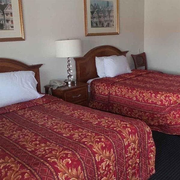 Holiday Motel Oakdale photo 1