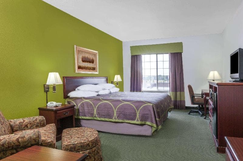 Super 8 By Wyndham Hillsboro 4