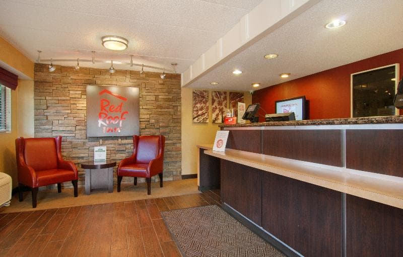 Red Roof Inn Cleveland - Independence 5