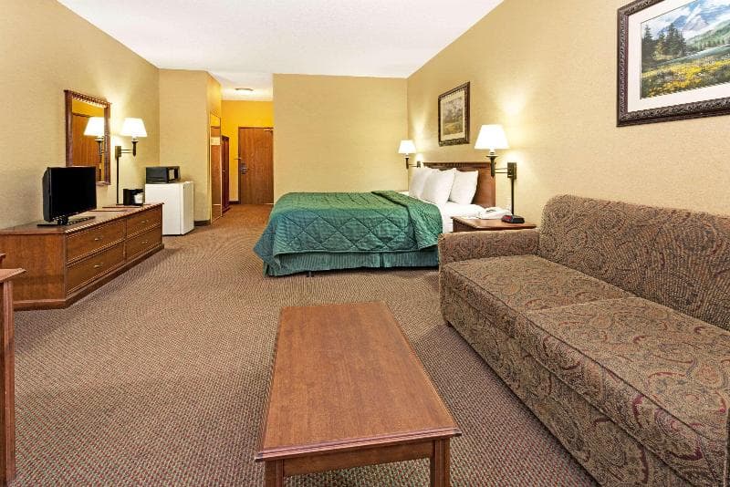 Quality Inn & Suites Wellington - Fort Collins photo 1