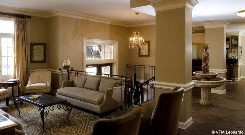 Old Capitol Inn 3