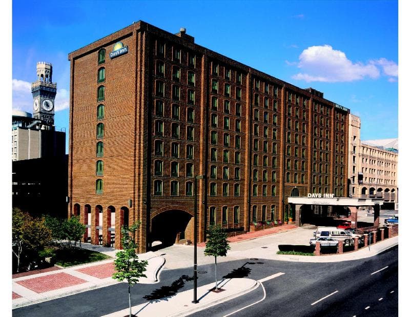 Days Inn By Wyndham Baltimore Inner Harbor photo 1