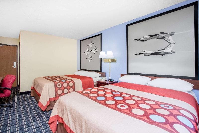 Super 8 By Wyndham Warner Robins photo 1