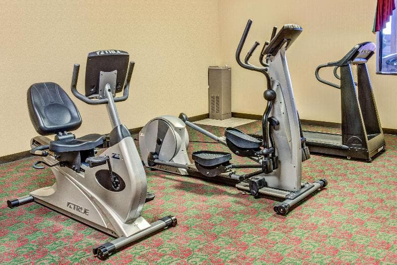 Ramada by Wyndham Murfreesboro 2