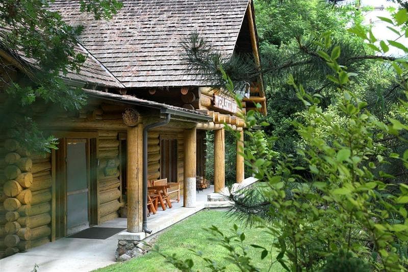 Weasku Inn 5