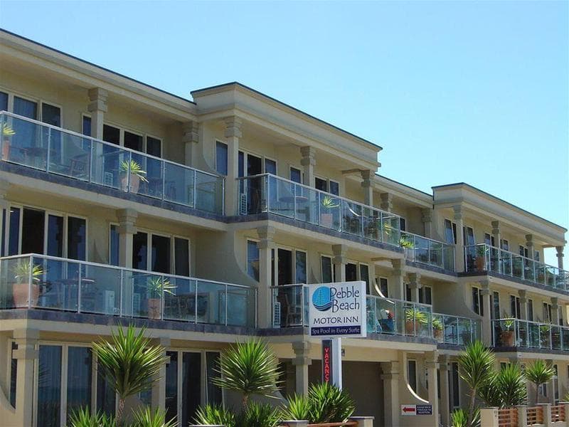 Pebble Beach Motor Inn photo 1