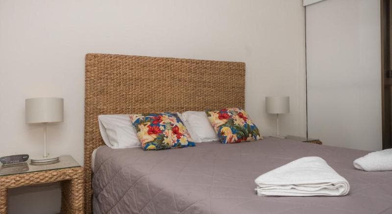 Norfolk Luxury Beachfront Apartments 5