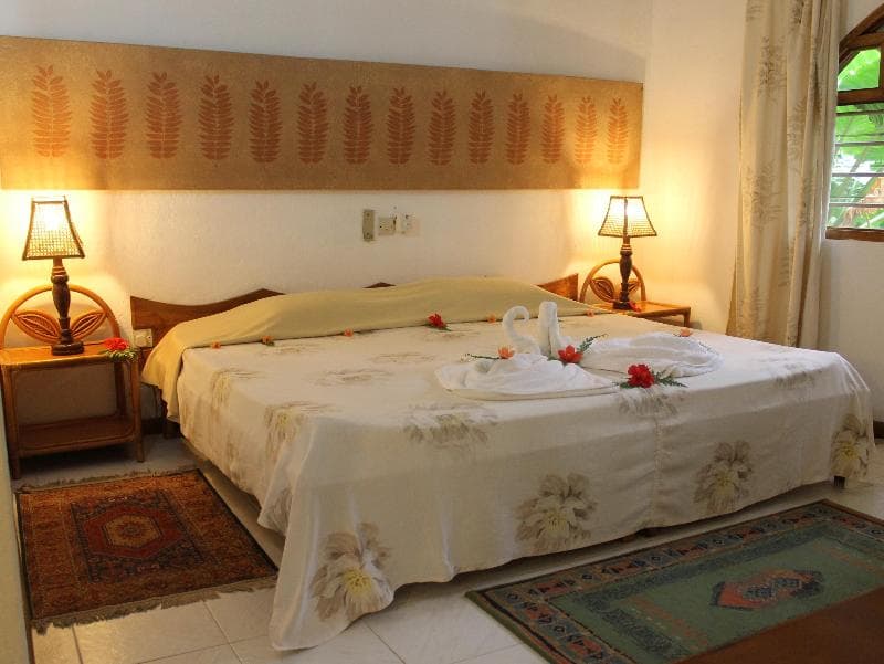 Romance Bungalows 2