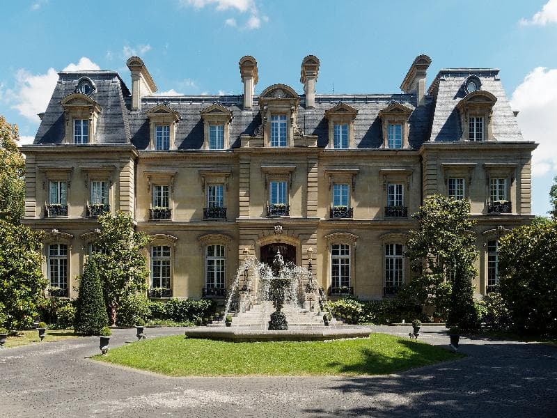 Saint James Paris photo 1