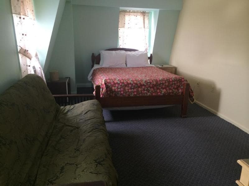 Grenville Hotel & Restaurant 4