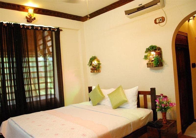 Kovalam Beach Hotel main
