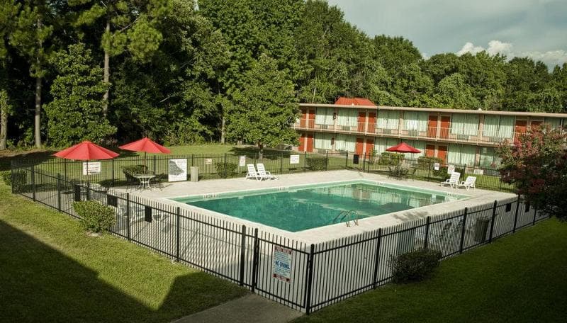 Express Inn Suites Palestine 3
