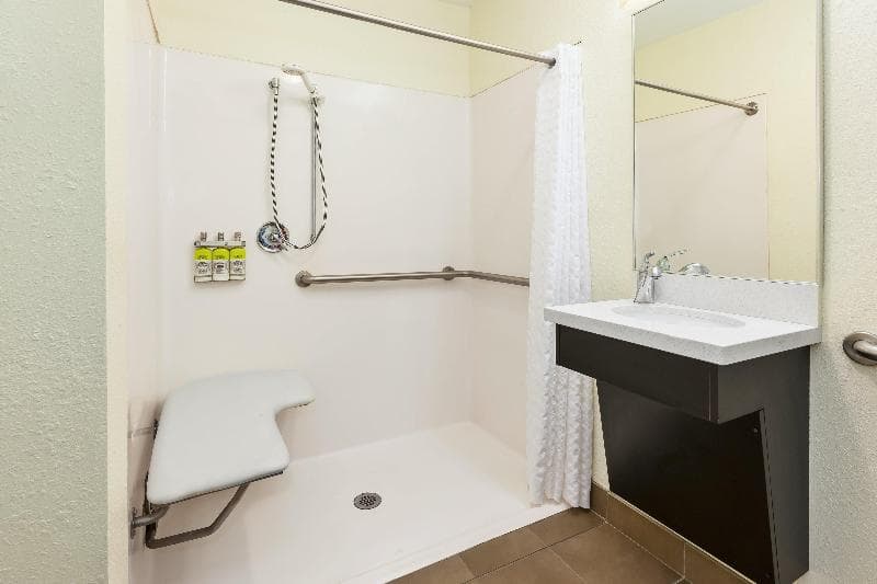 Candlewood Suites Rocky Mount 5