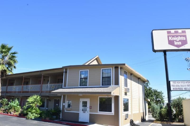 Knights Inn San Antonio/Fort Sam Houston 2