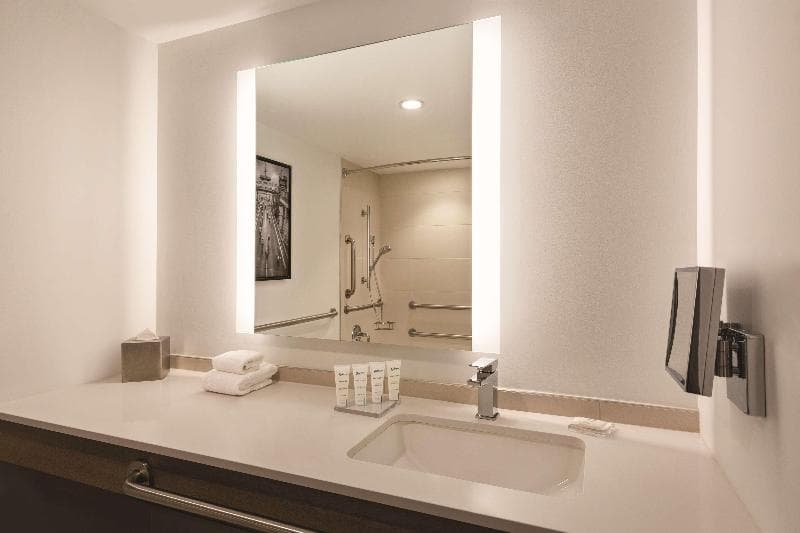 Radisson Hotel Seattle Airport 4