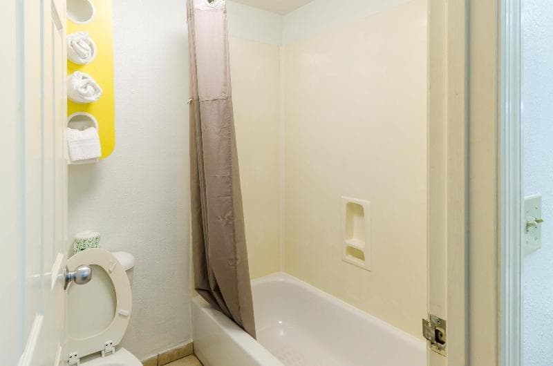 Motel 6 Savannah Airport Pooler 3