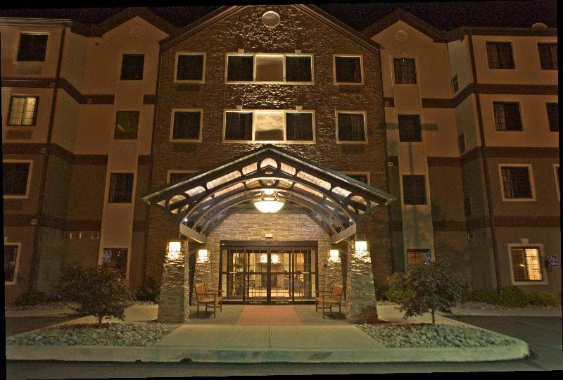 Staybridge Suites Stroudsburg (East) Poconos photo 1