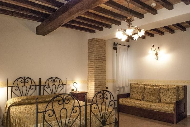 Palazzo Brunamonti main