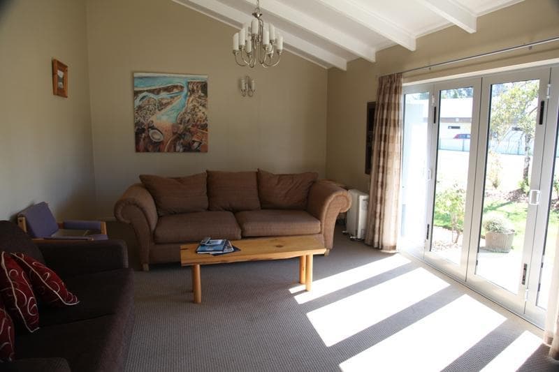 Edgewater Te Anau Motel 5