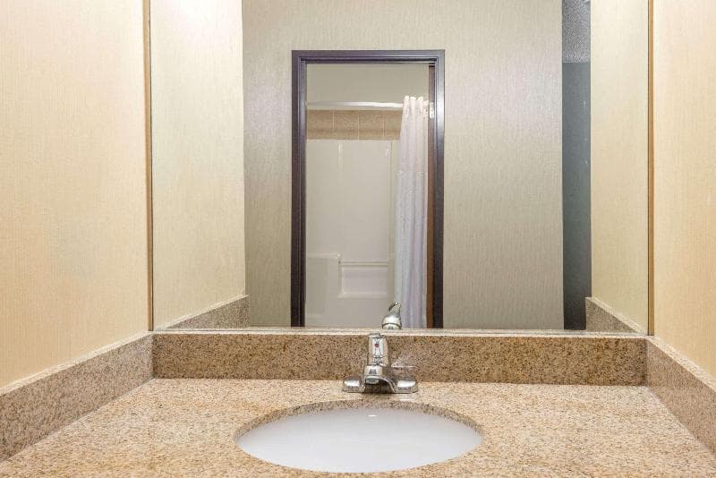 Days Inn By Wyndham Carbondale 3