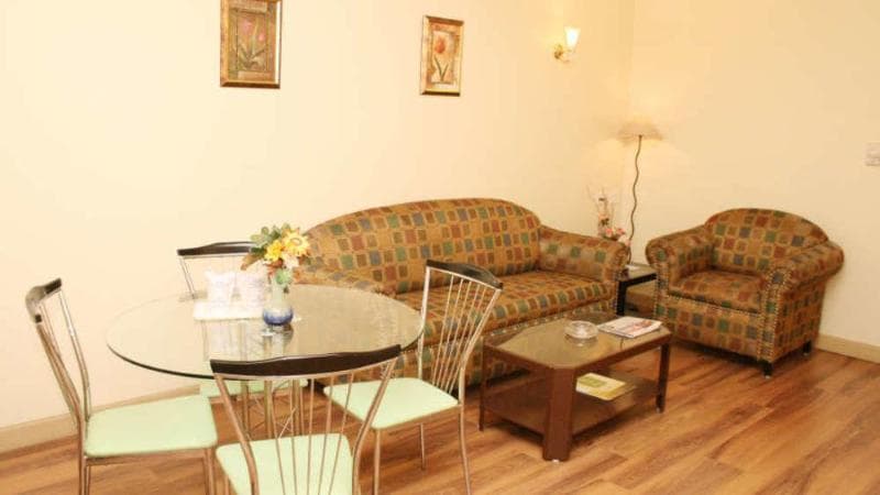 Vishwaratna Hotel 3