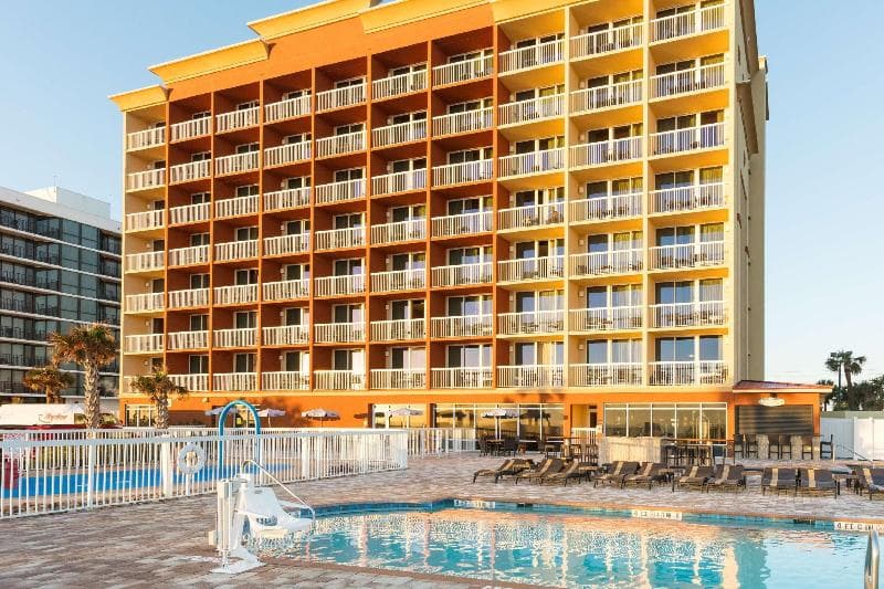 Hampton Inn Daytona Beach/Beachfront 2