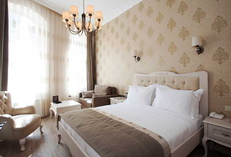 Louis Appartements Galata 4