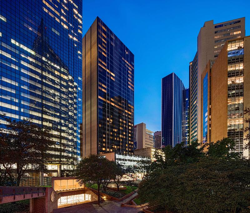 Hilton Garden Inn Downtown Dallas 4