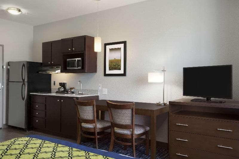 Hawthorn Suites by Wyndham San Angelo 4