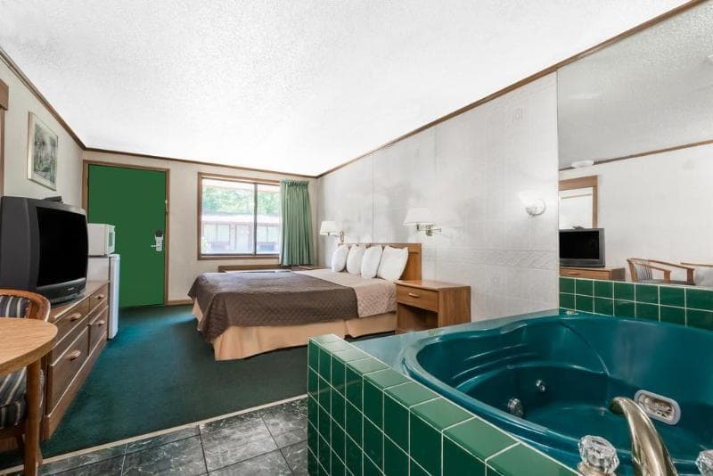 Knights Inn - Ashland 5