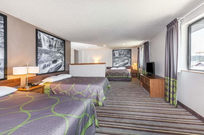 Super 8 By Wyndham Dunbar/Charleston Area 4