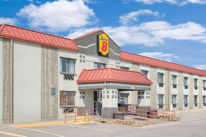 Super 8 By Wyndham Marshalltown 4