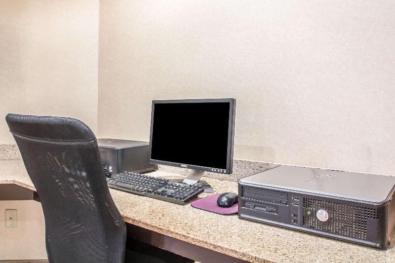 Comfort Inn & Suites Rochelle 4