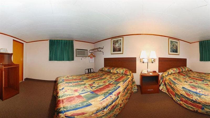 Econo Lodge Bellefonte I-99 3