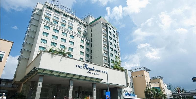 Royale Chulan The Curve photo 1