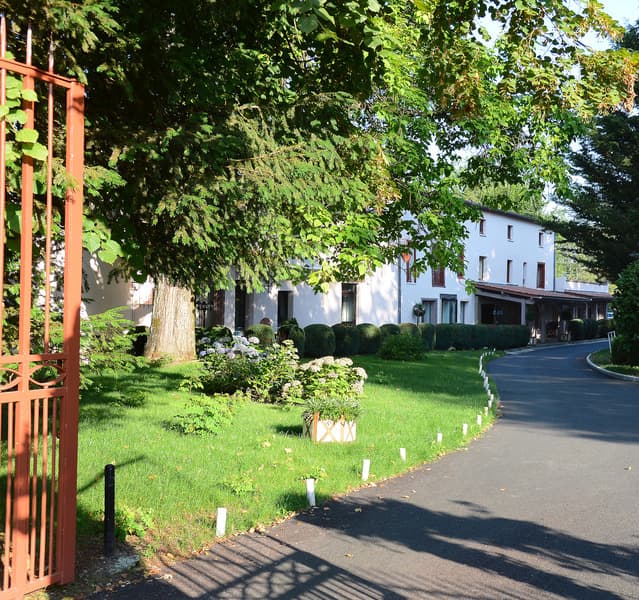Clos St Eloi, The Originals Relais photo 1