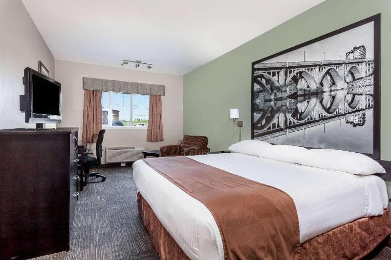Super 8 By Wyndham Saskatoon Near Saskatoon Airport 4