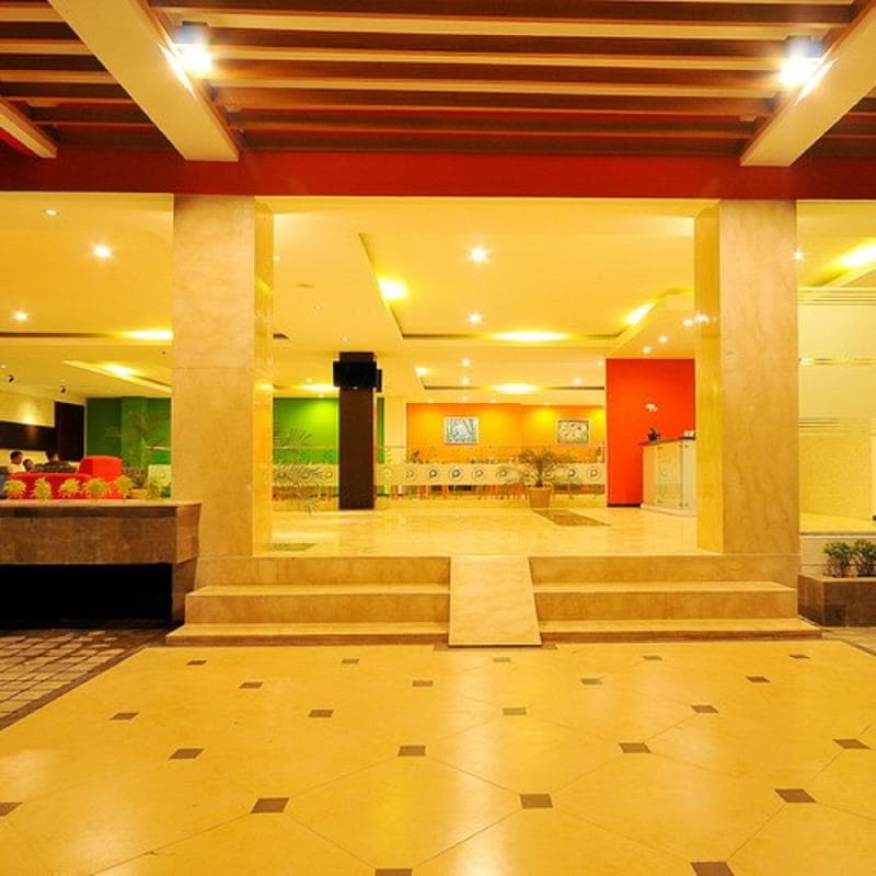 Pratama Hotel And Convention 4