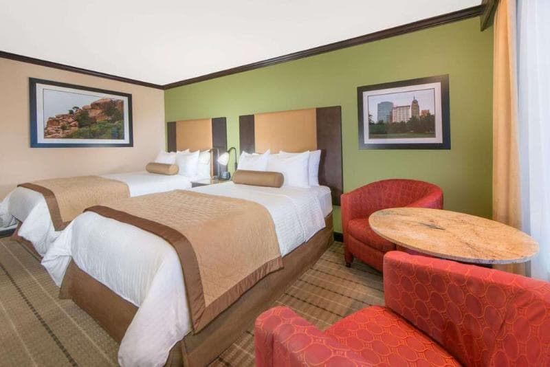 Wyndham Garden Oklahoma City Airport 5
