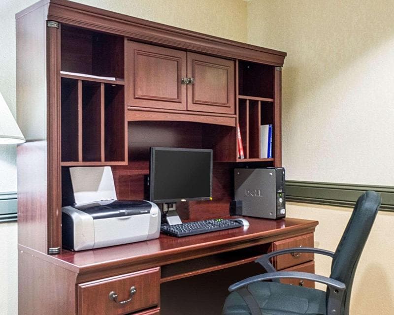 Mainstay Suites Minot photo 1
