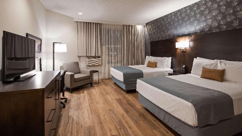 Best Western Plus Montreal East 4
