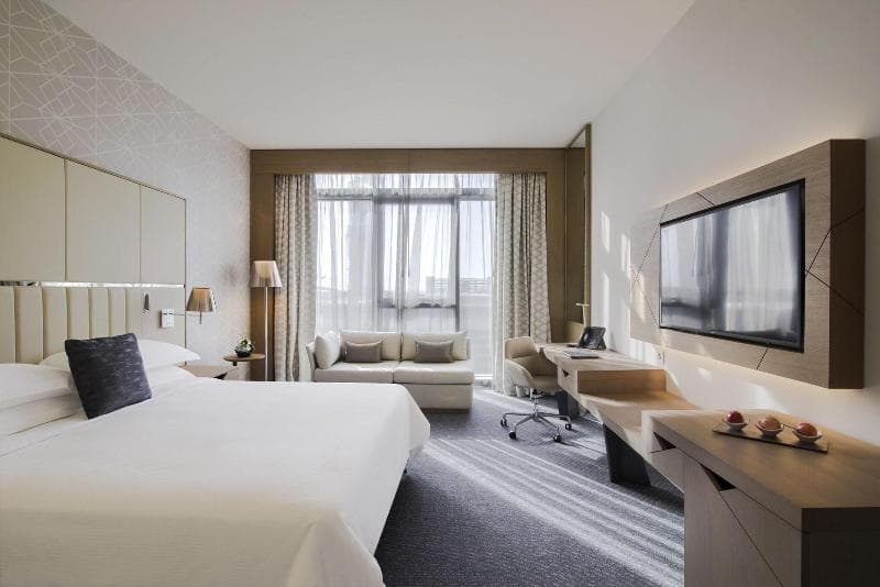 Pearl Rotana Capital Centre 5