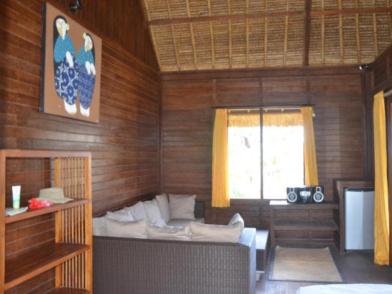 Sunset Villa & Café Lembongan 4