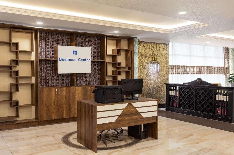 Wyndham Baku 5