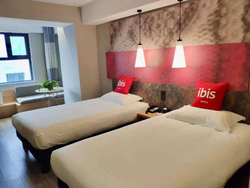 Ibis Shenyang North Station 4